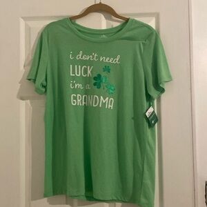 Celebrate graphic t-shirt